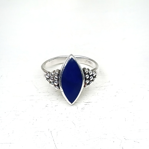 Sterling Silver Blue Stone Ring - Picture 2 of 9